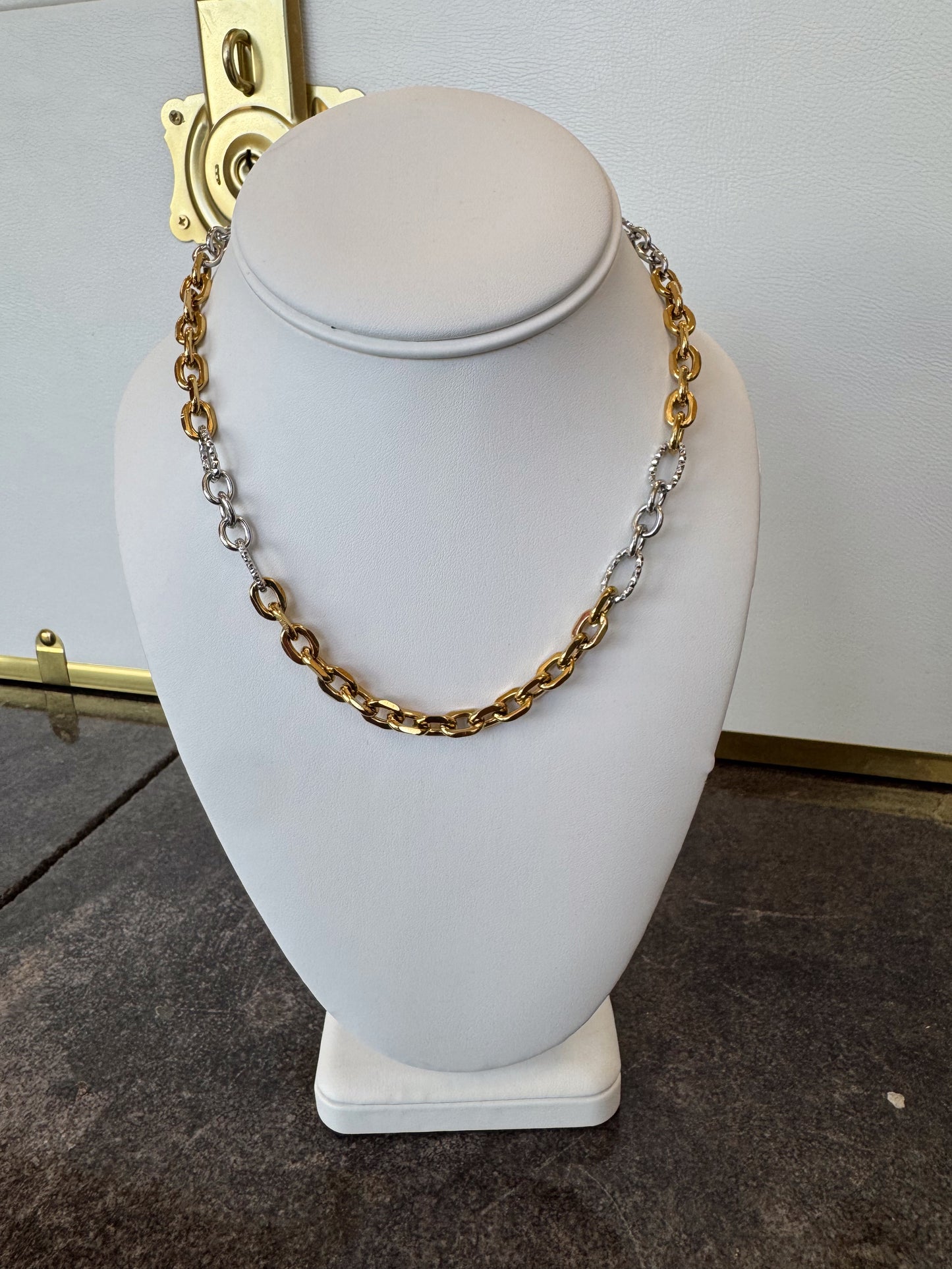 The Loretta: Water Resistant Necklace