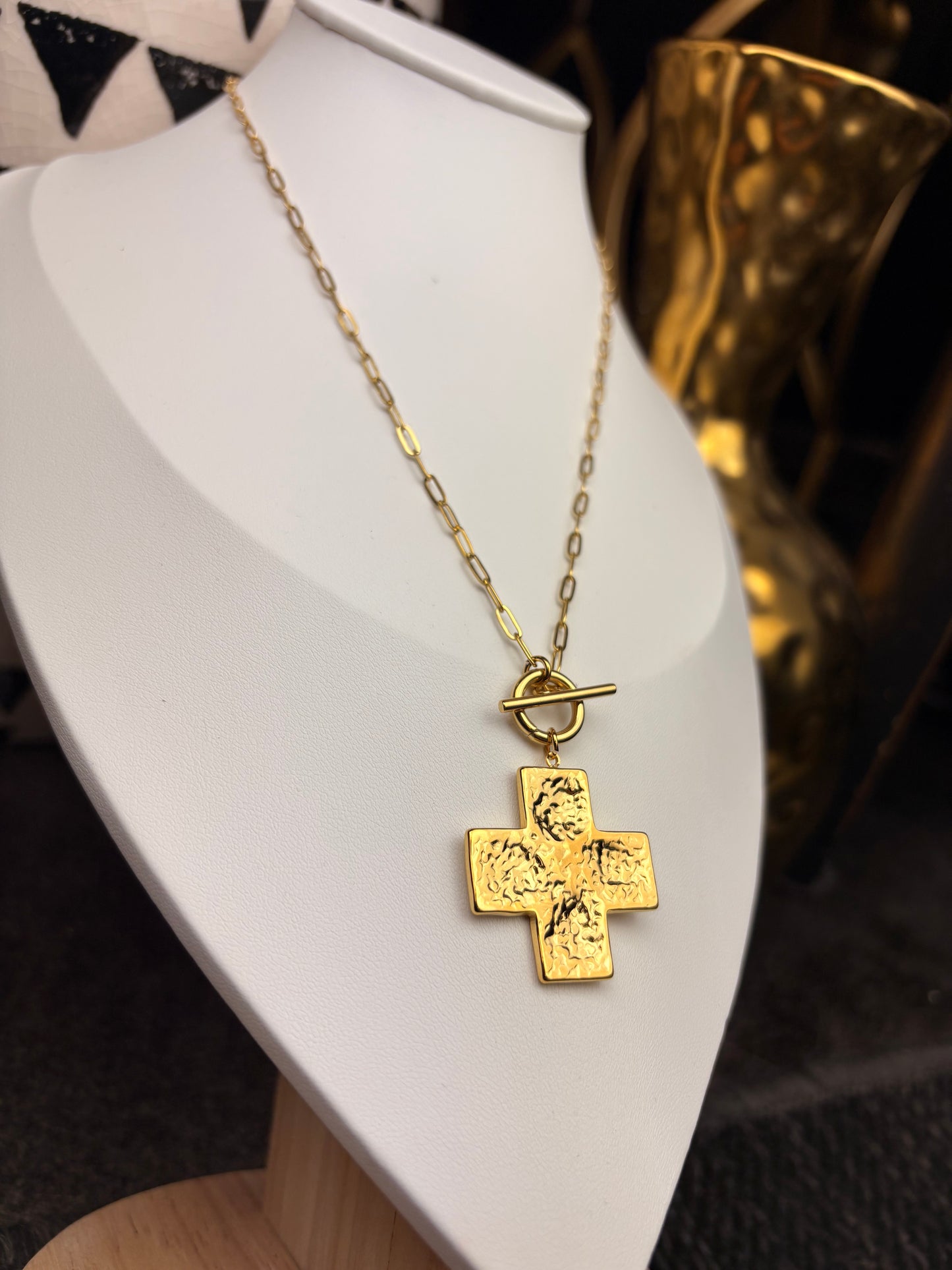 The Ridge: Gold Water Resistant Necklace
