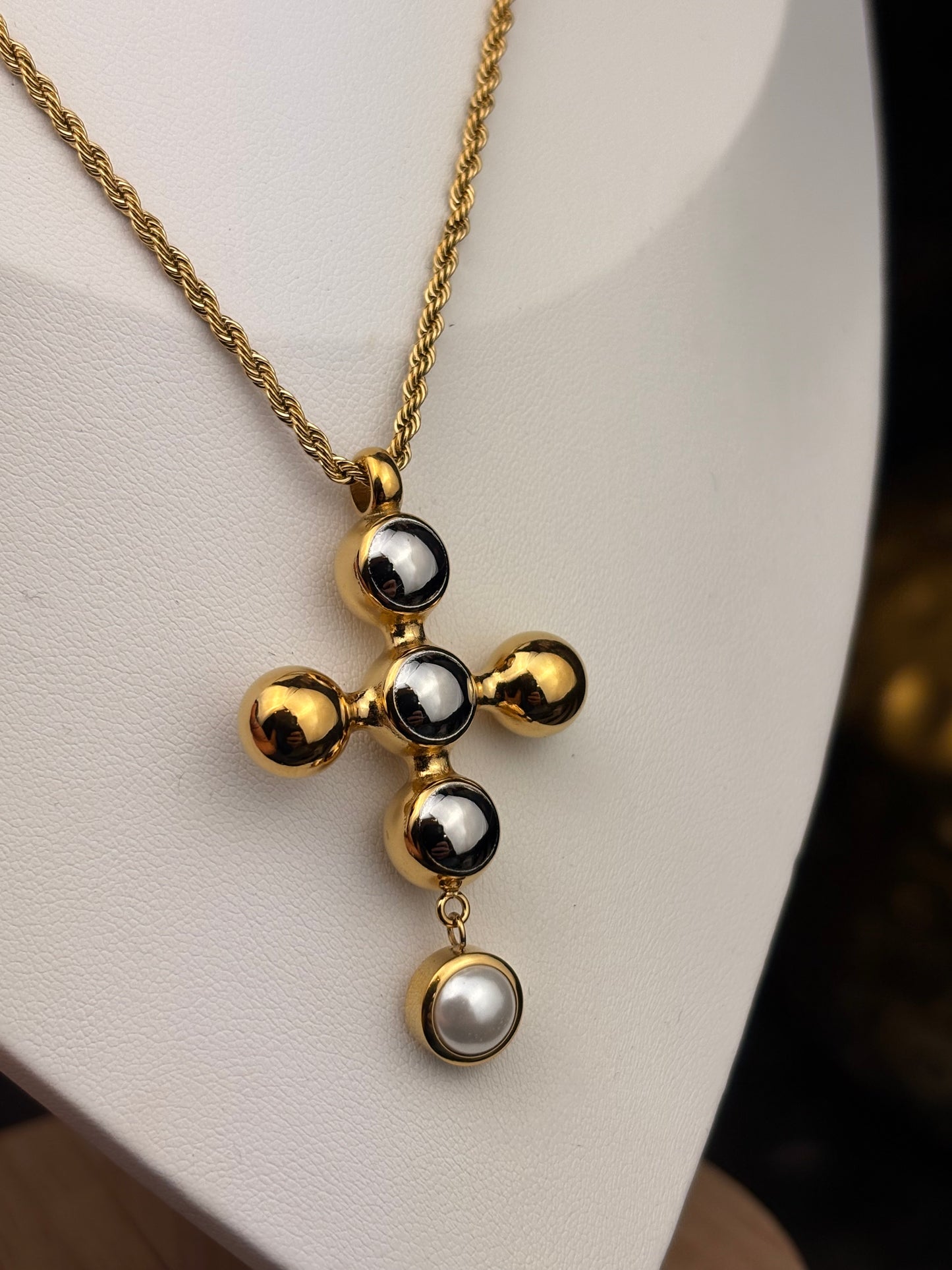 The Quinn: Two Tone with Pearl