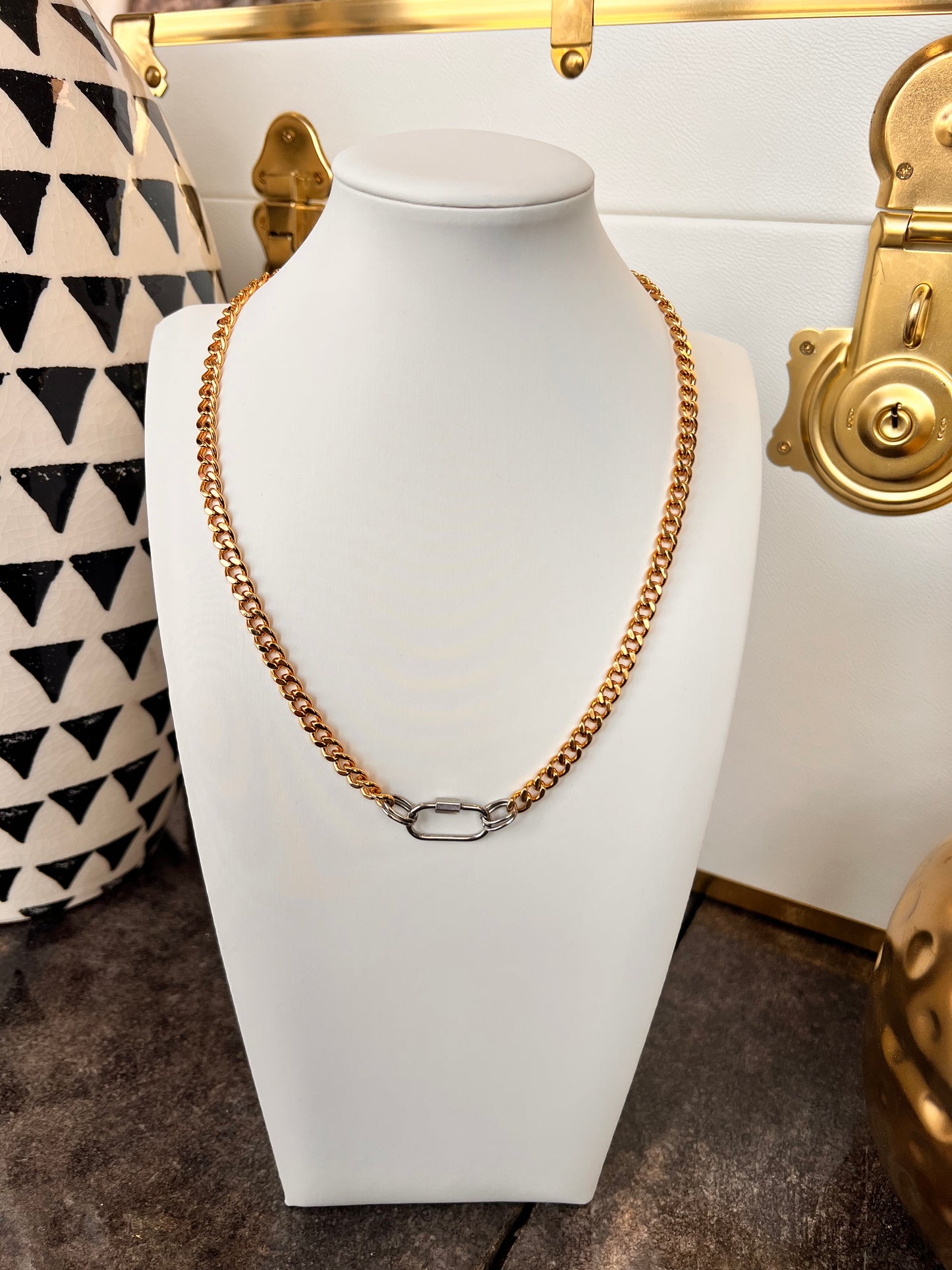 The Vera: Water Resistant Necklace