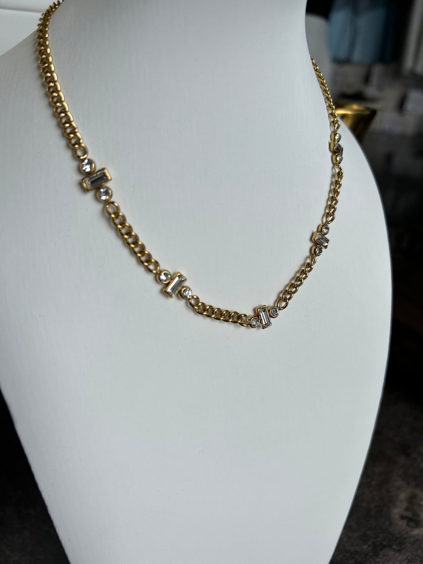 The Ava: Water Resistant Necklace