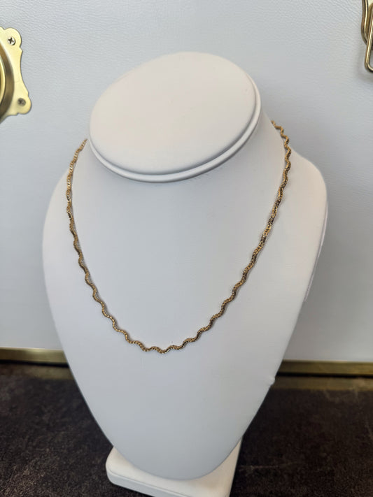 The Zoe: Water Resistant Necklace
