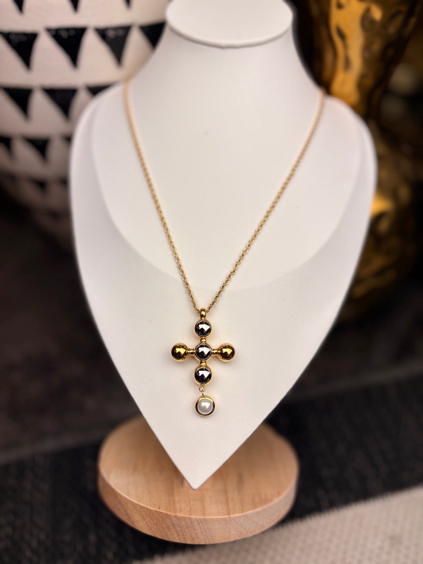 The Quinn: Two Tone with Pearl