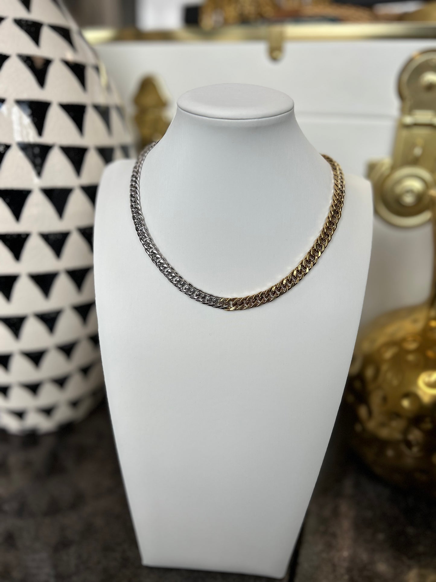 The Etta: Water Resistant Necklace
