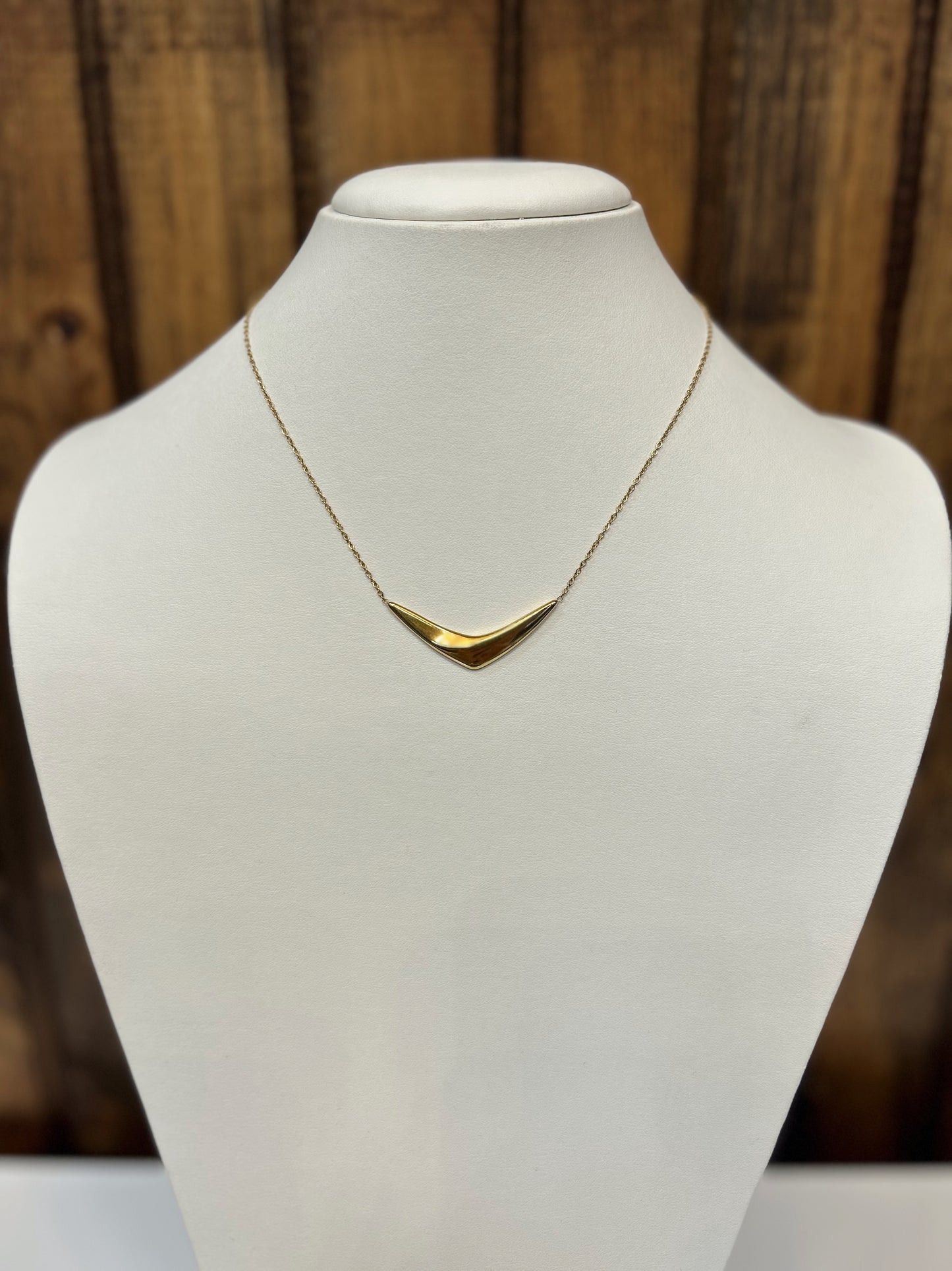 The Sutton: Water Resistant Gold Necklace