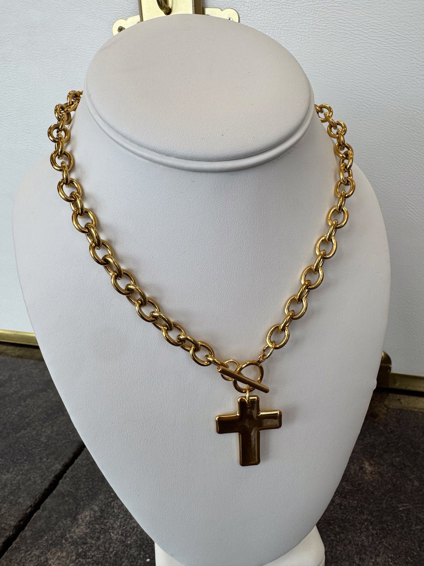The Winnie: Water Resistant Necklace