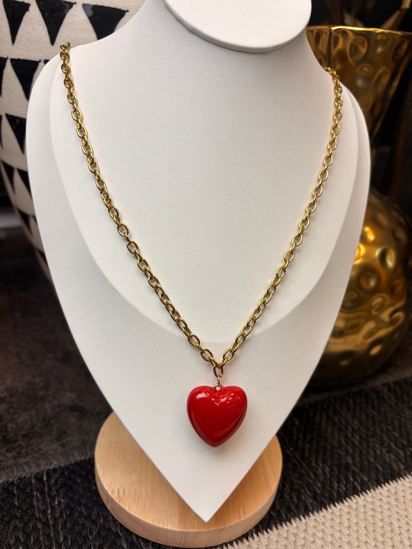 The Maxine: Water Resistant Necklace